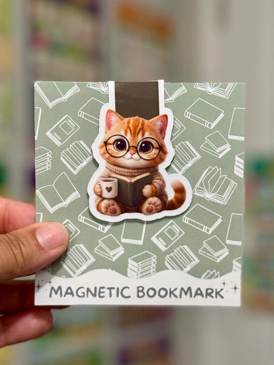 Reading Cat Magnetic Bookmark
