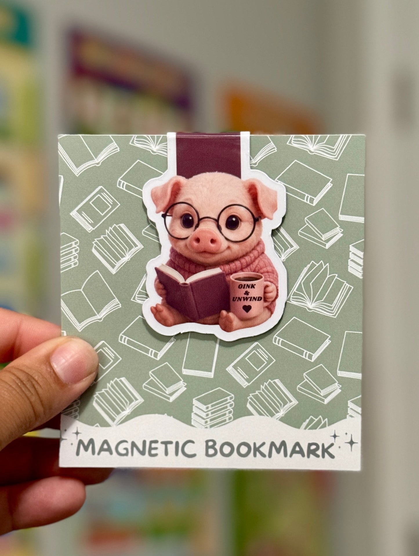 Reading Pig Magnetic Bookmark